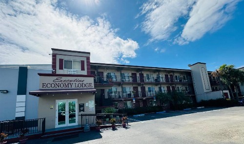 Executive Economy Lodge - image 2