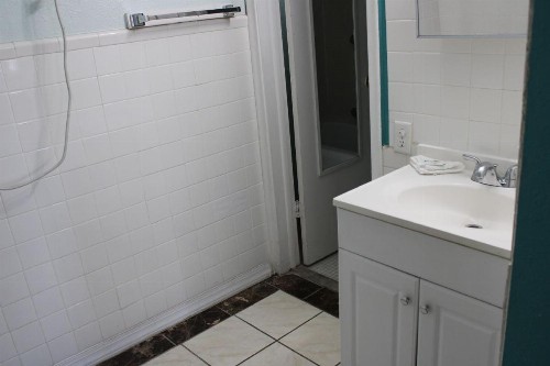 Executive Economy Lodge - image 47