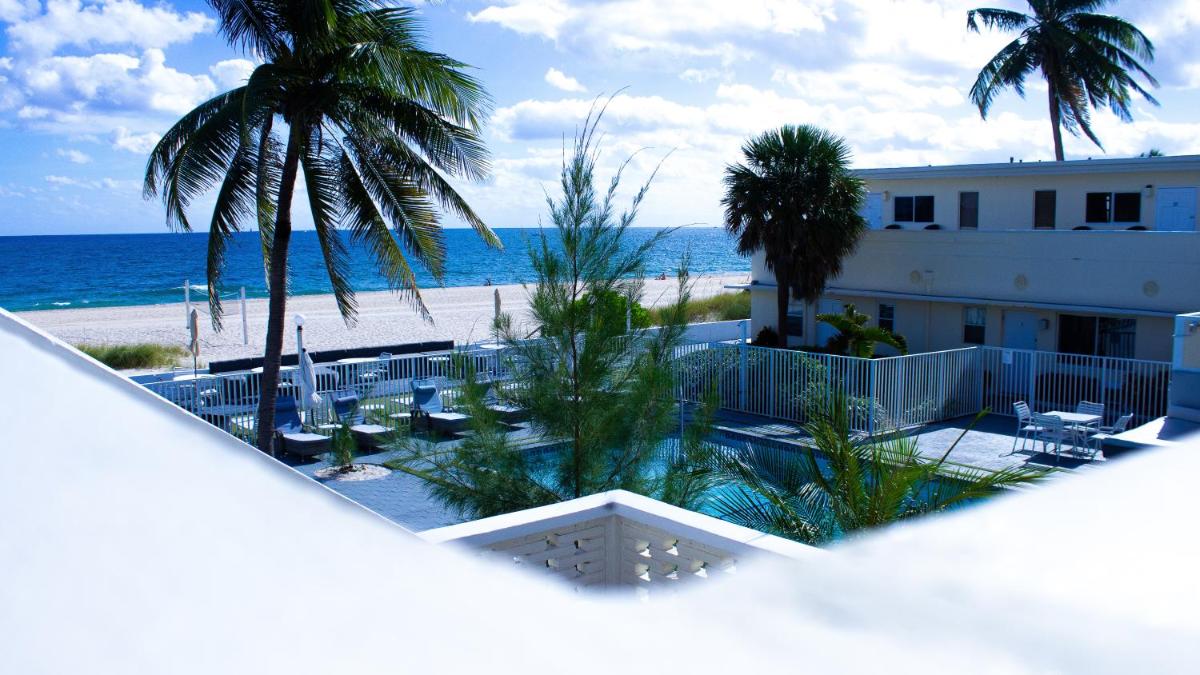 Coral Tides Resort - main image