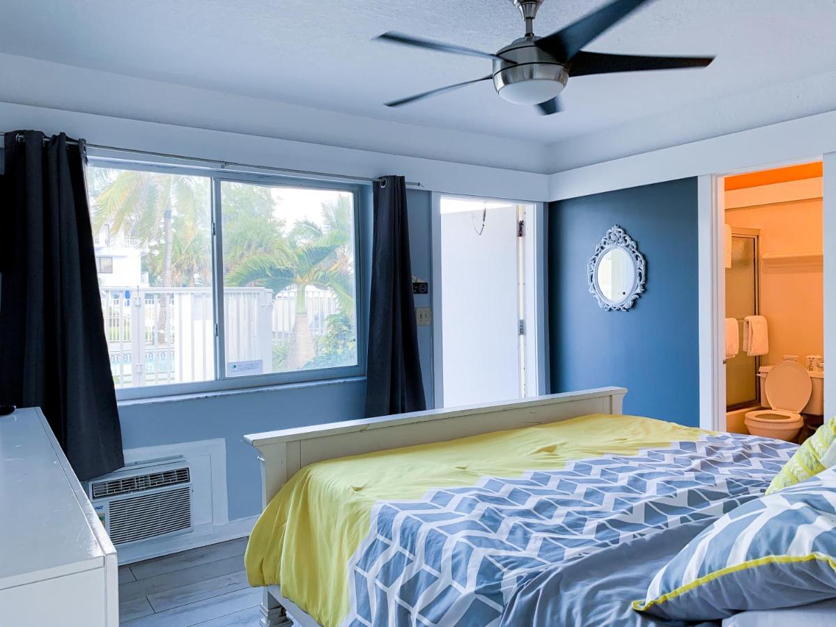 Coral Tides Resort - image 6