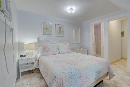 Seahorse Guesthouse - image 13