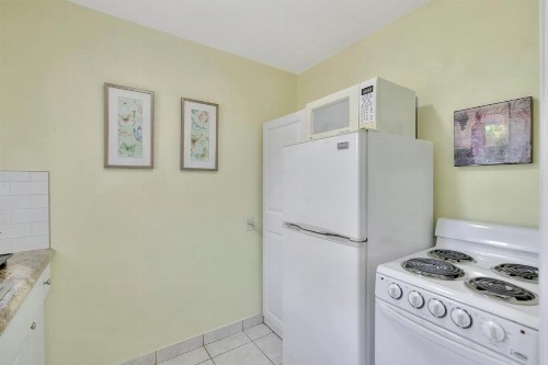 Seahorse Guesthouse - image 14