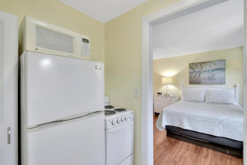 Seahorse Guesthouse - image 26