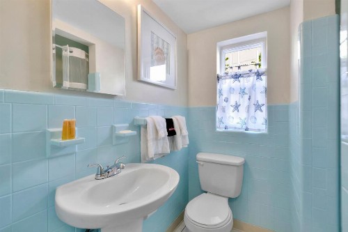 Seahorse Guesthouse - image 39