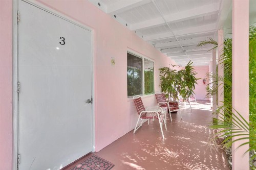 Seahorse Guesthouse - image 47