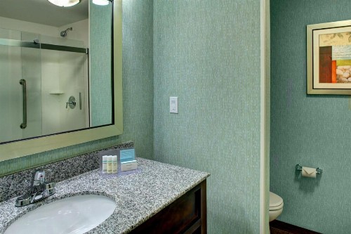 Hampton Inn and Suites Coconut Creek - image 16