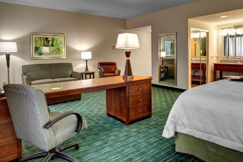 Hampton Inn and Suites Coconut Creek - image 27