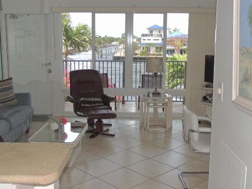 Aqua Mar Condos - image 14