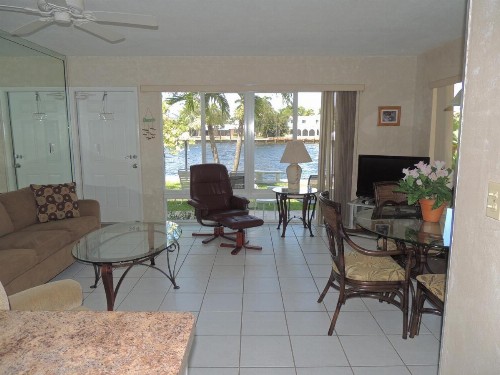 Aqua Mar Condos - image 15