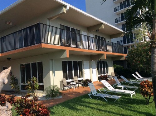 Aqua Mar Condos - image 2