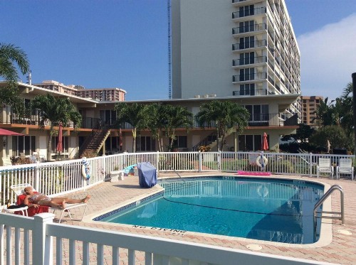 Aqua Mar Condos - image 36
