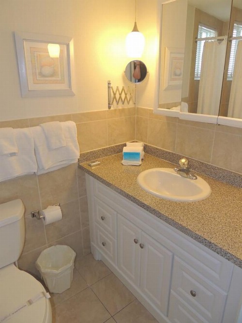 Aqua Mar Condos - image 37