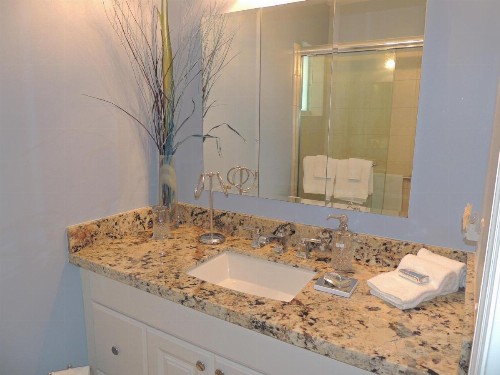 Aqua Mar Condos - image 5