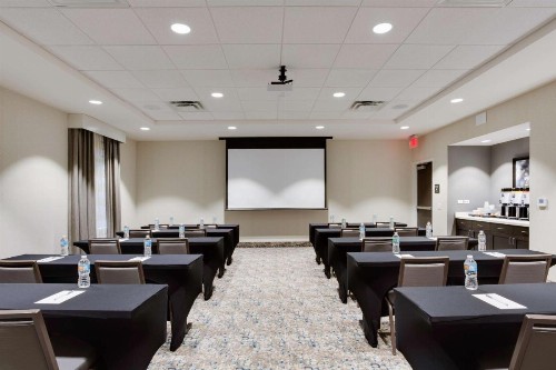 Hampton Inn Fort Lauderdale Pompano Beach - image 30