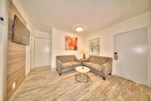 Riverside Apartments By The Beach - image 14