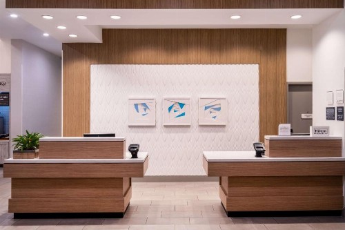 Hilton Garden Inn Jacksonville/Ponte Vedra - image 2