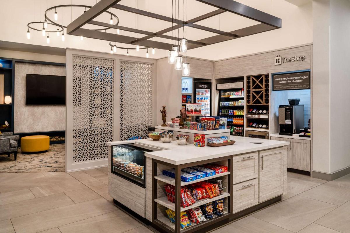 Hilton Garden Inn Jacksonville/Ponte Vedra - image 4