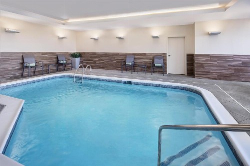 Fairfield Inn & Suites by Marriott Poplar Bluff - image 26