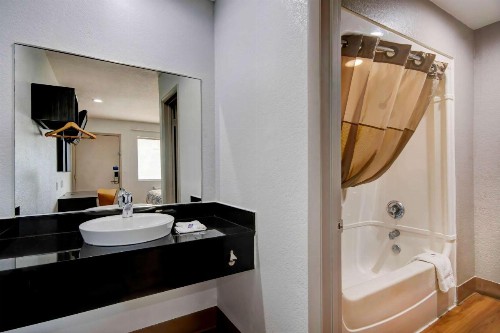 Motel 6-Port Allen LA - Baton Rouge - image 36