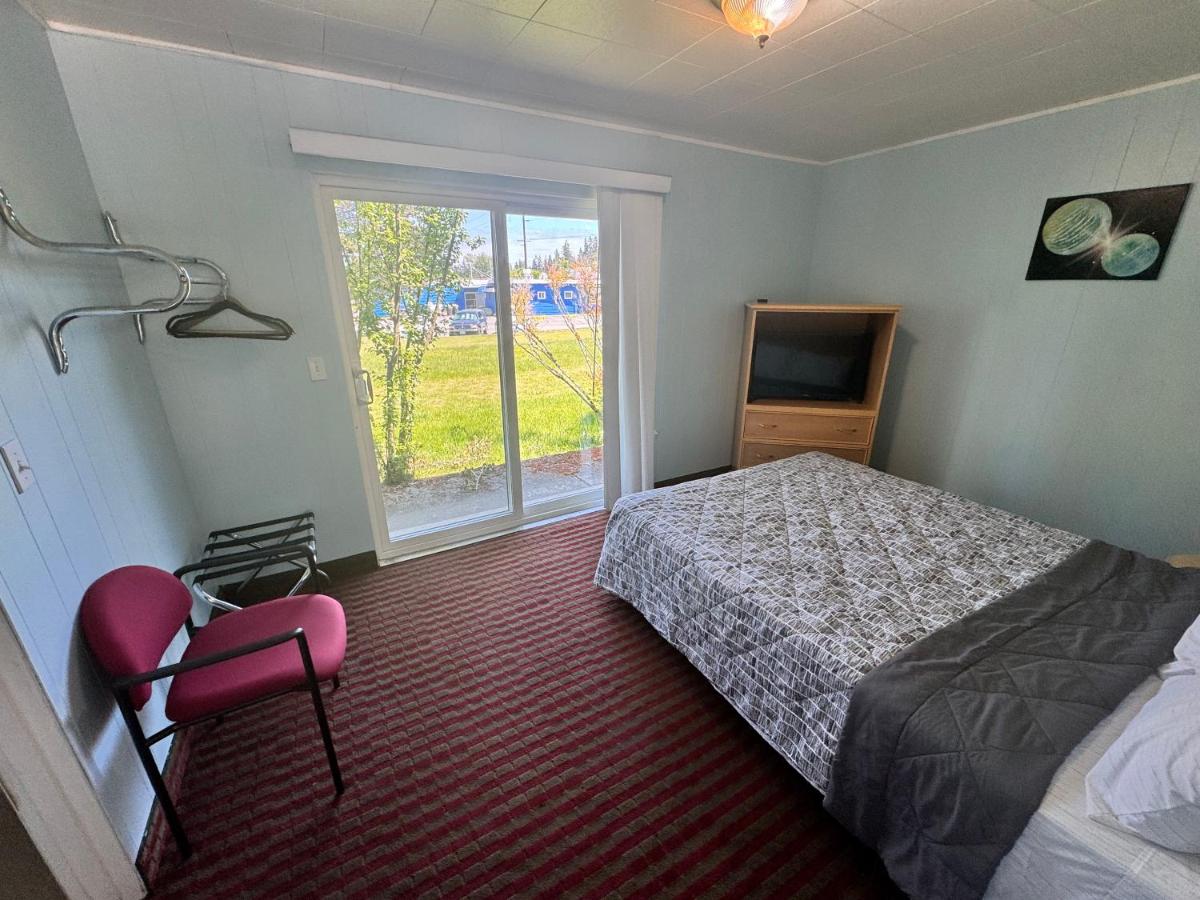 Fairmount Motel - image 4
