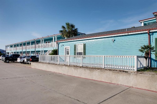 Plantation Suites and Conference Center - image 33