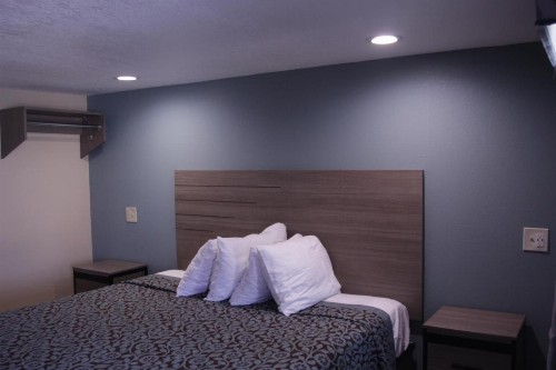 Americas Best Value Inn Port Aransas - image 31