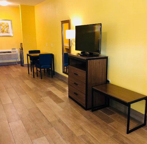 Days Inn by Wyndham Port Aransas TX - image 33