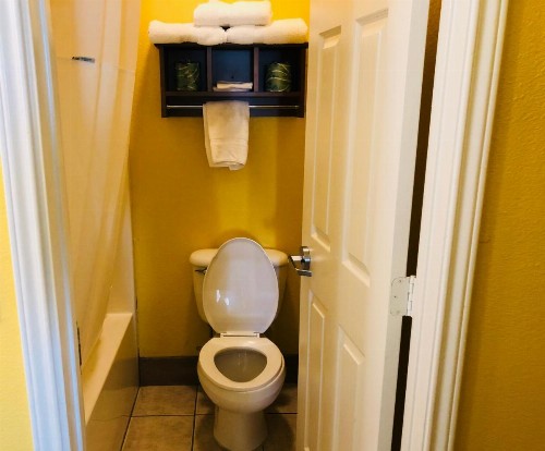 Days Inn by Wyndham Port Aransas TX - image 35