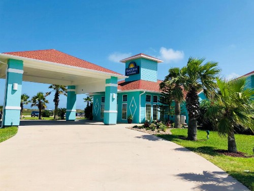 Days Inn by Wyndham Port Aransas TX - image 4