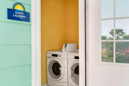 Days Inn by Wyndham Port Aransas TX - image 44