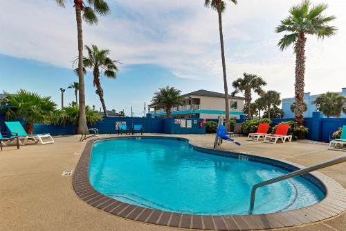 Captains Quarters Inn - image 14