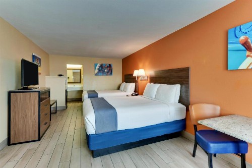 Captains Quarters Inn - image 22