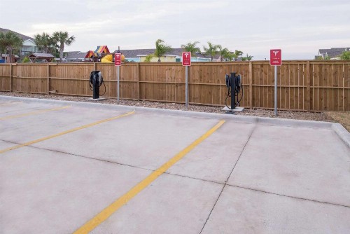 Hampton Inn and Suites Port Aransas - image 6