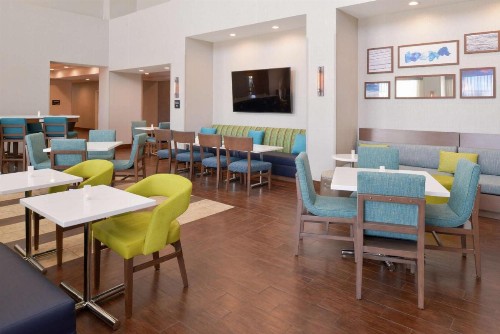 Hampton Inn and Suites Port Aransas - image 9