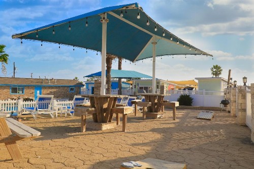 Tropic Island Resort - image 11