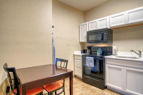 Alister Square Inn - image 20
