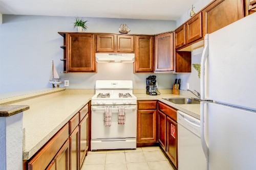 SportyKid's Condo - image 11