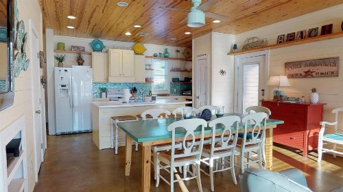 DockSide SC2 home - image 9