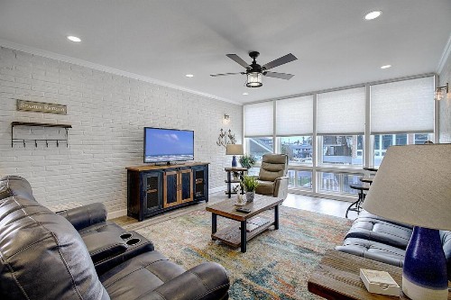 Channelview 108 - image 12
