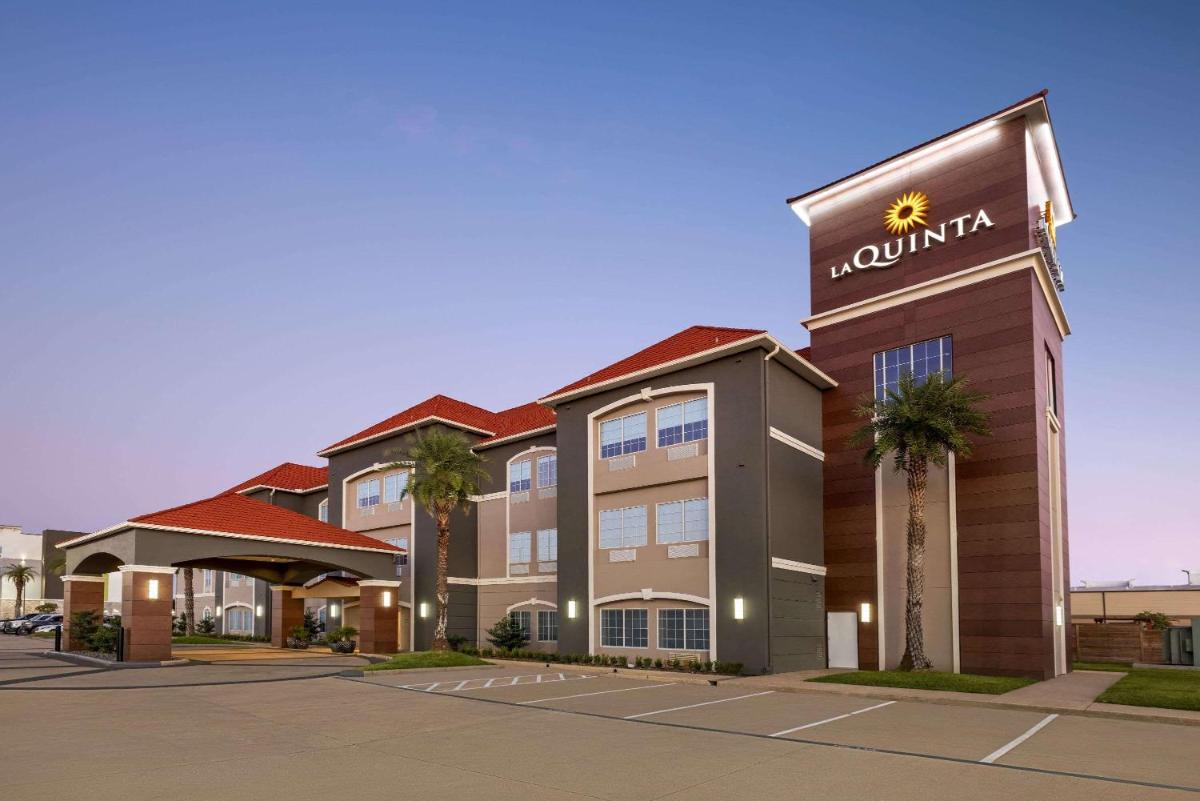 La Quinta by Wyndham Port Arthur - main image