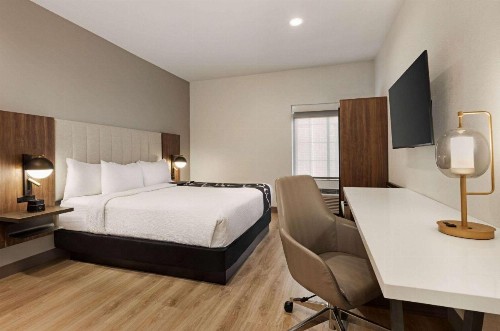 La Quinta by Wyndham Port Arthur - image 20