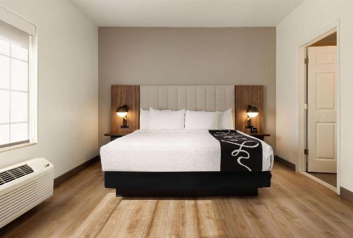 La Quinta by Wyndham Port Arthur - image 23