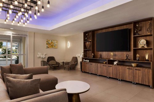 La Quinta by Wyndham Port Arthur - image 9