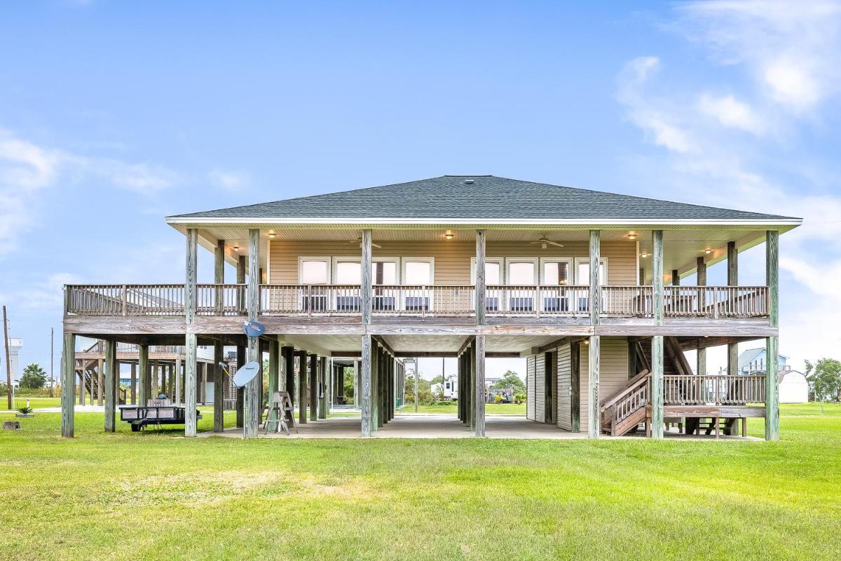 My Favorite Beach House - main image