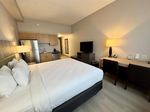 Country Inn & Suites by Radisson Port Charlotte FL - image 20