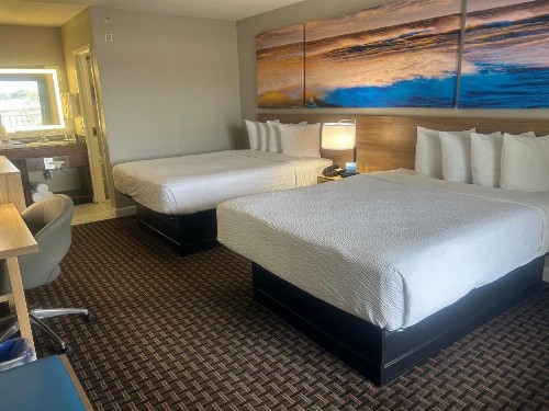 Days Inn by Wyndham Port Charlotte Town Center - image 37