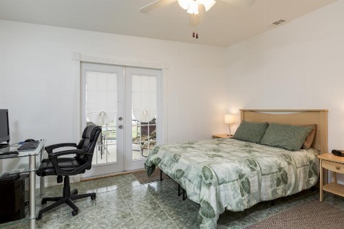 Van Nuys - image 13