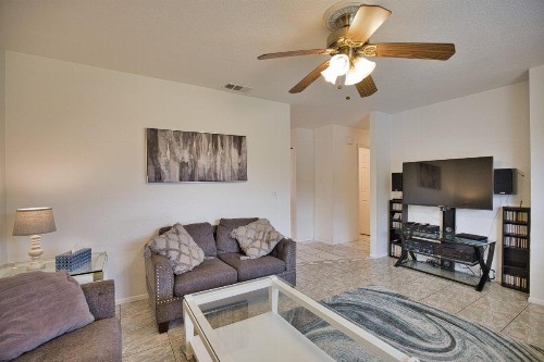 Van Nuys - image 21