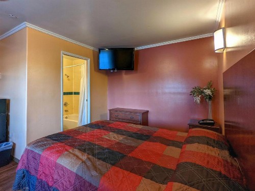 Americas Best Value Inn Oxnard-Port Hueneme - image 20