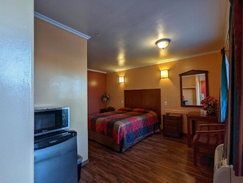 Americas Best Value Inn Oxnard-Port Hueneme - image 38